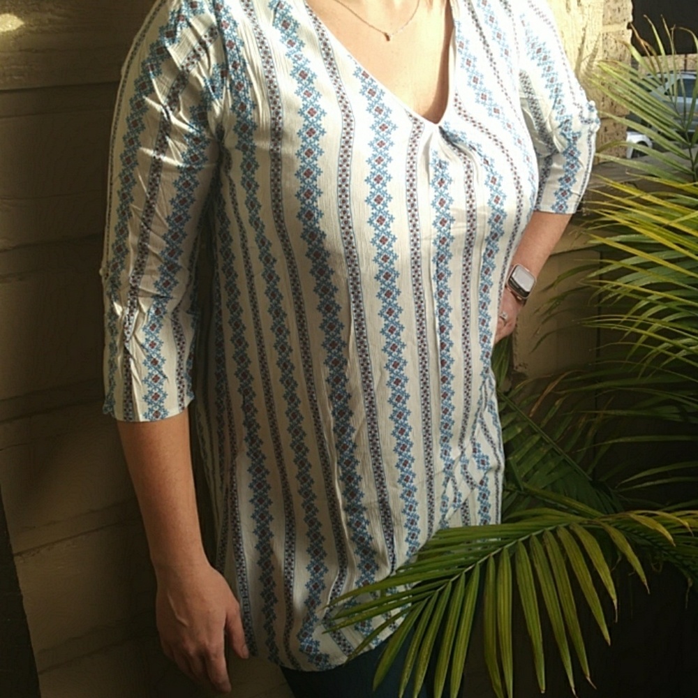 Super Cute Tunic Top NWOT